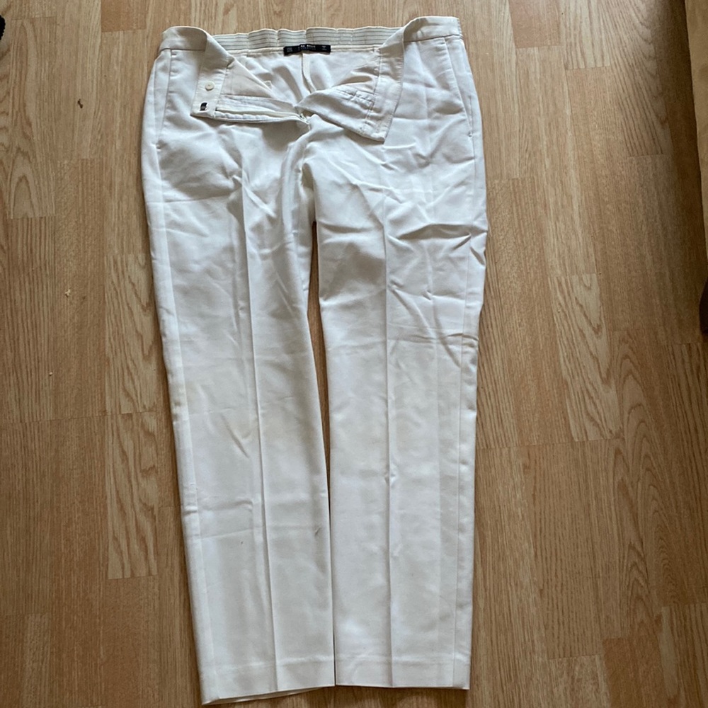 White work pants with an elastic waist band, good sized pockets